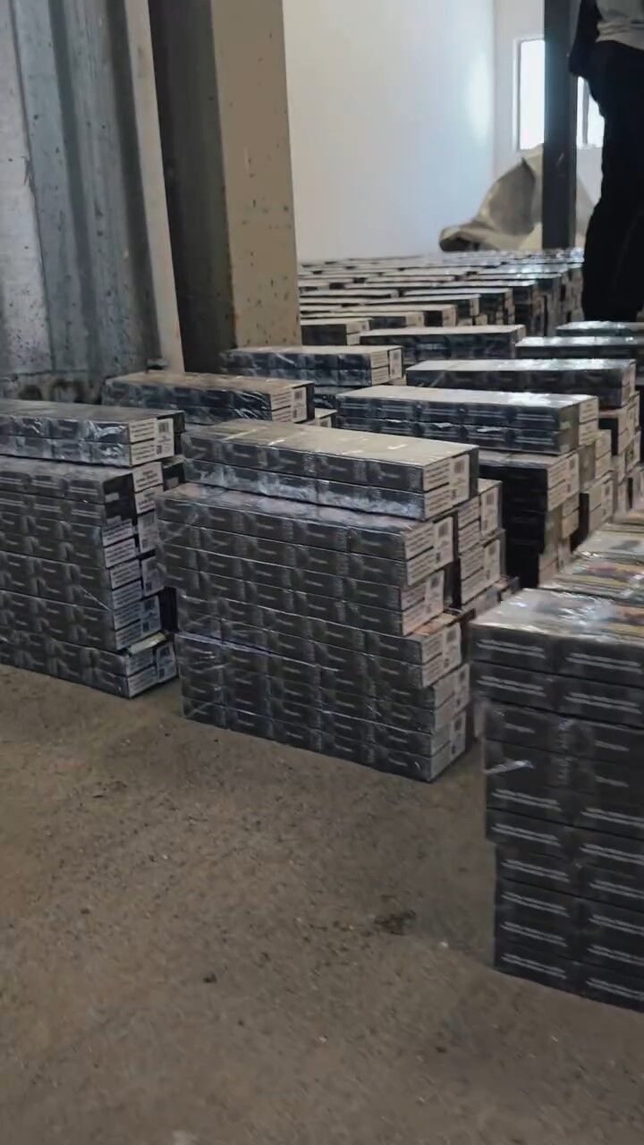 Türkiye'den Bulgaristan'a Giden Kamyonetten 5 Kilo Altın Çıktı (1)