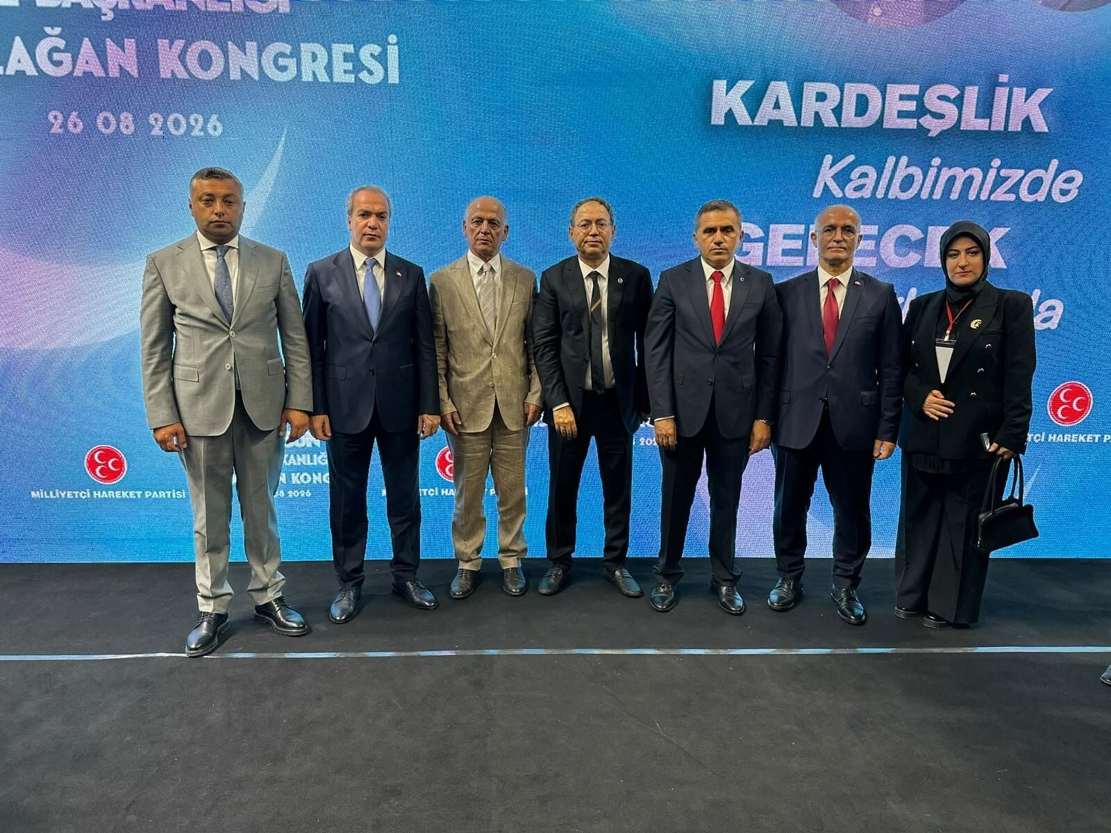 Burhan Mucur, MHP Samsun İl Başkanlığı’nda güven tazeledi-10