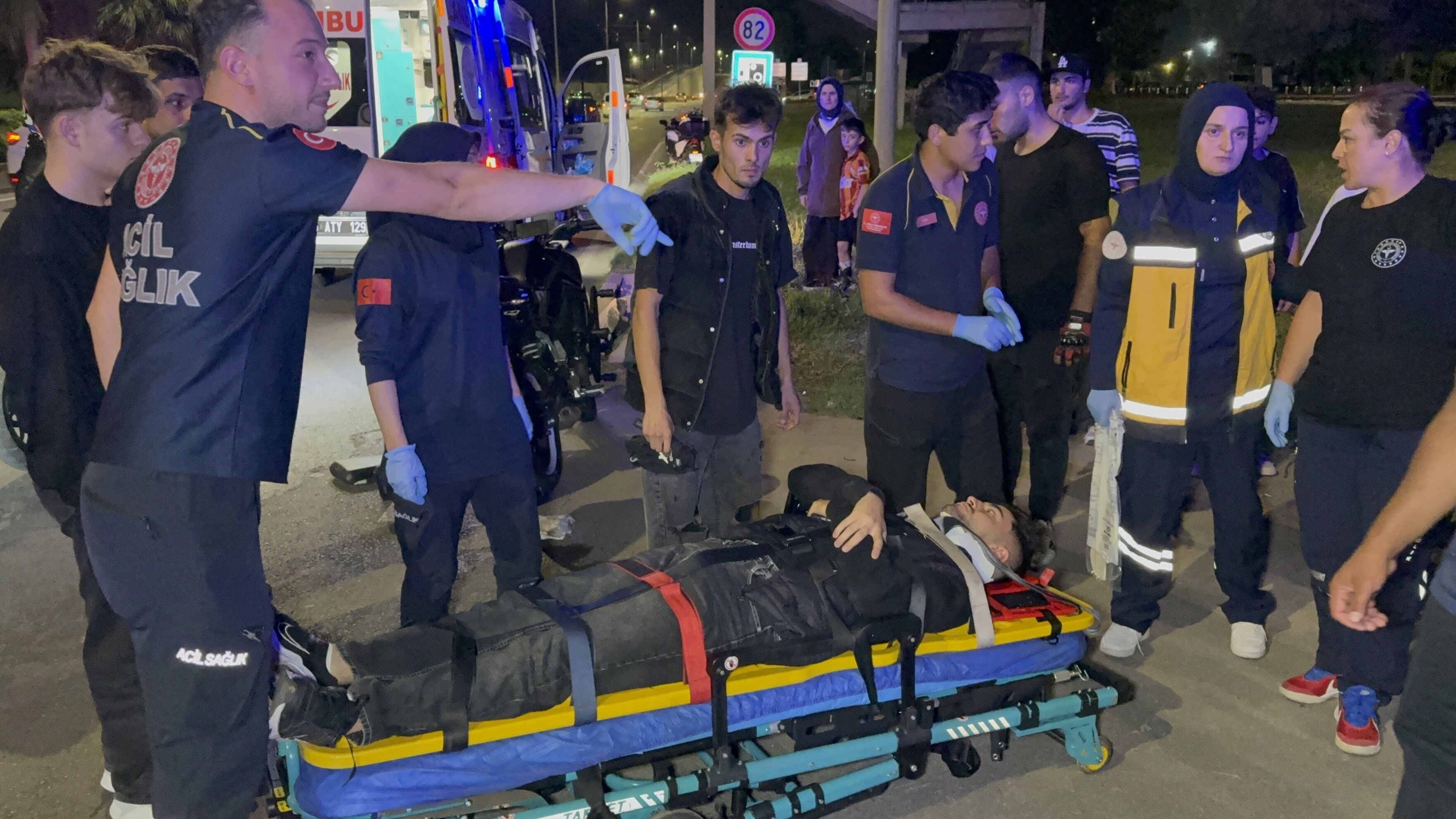 Samsun'da Zincirleme Kaza! 2 Motosiklet Sürücüsü Yaralandı-1
