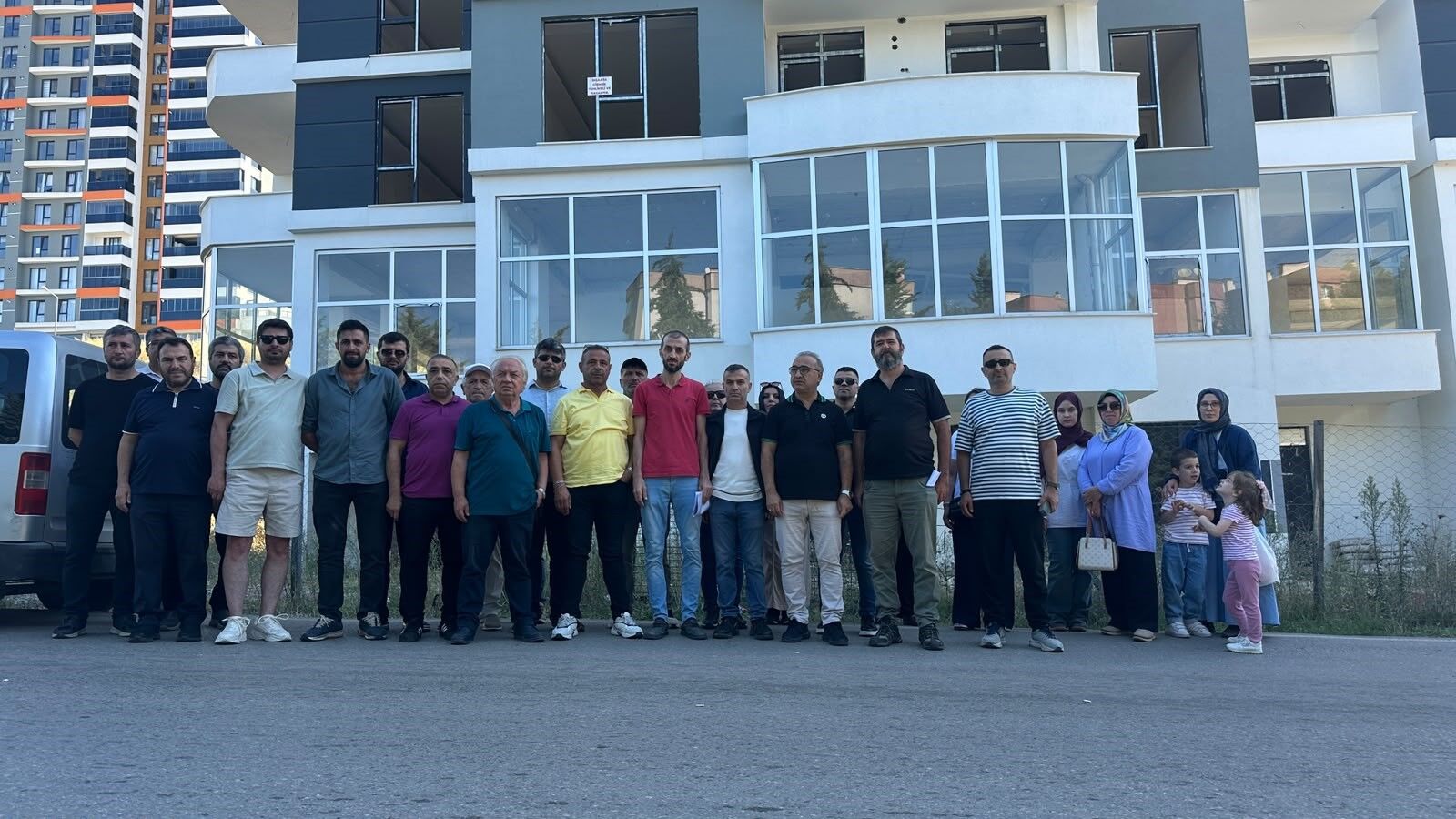 SAMSUN’DA KONUT MAĞDURİYETİ 80 AİLE EVLERİNE KAVUŞAMADI-1