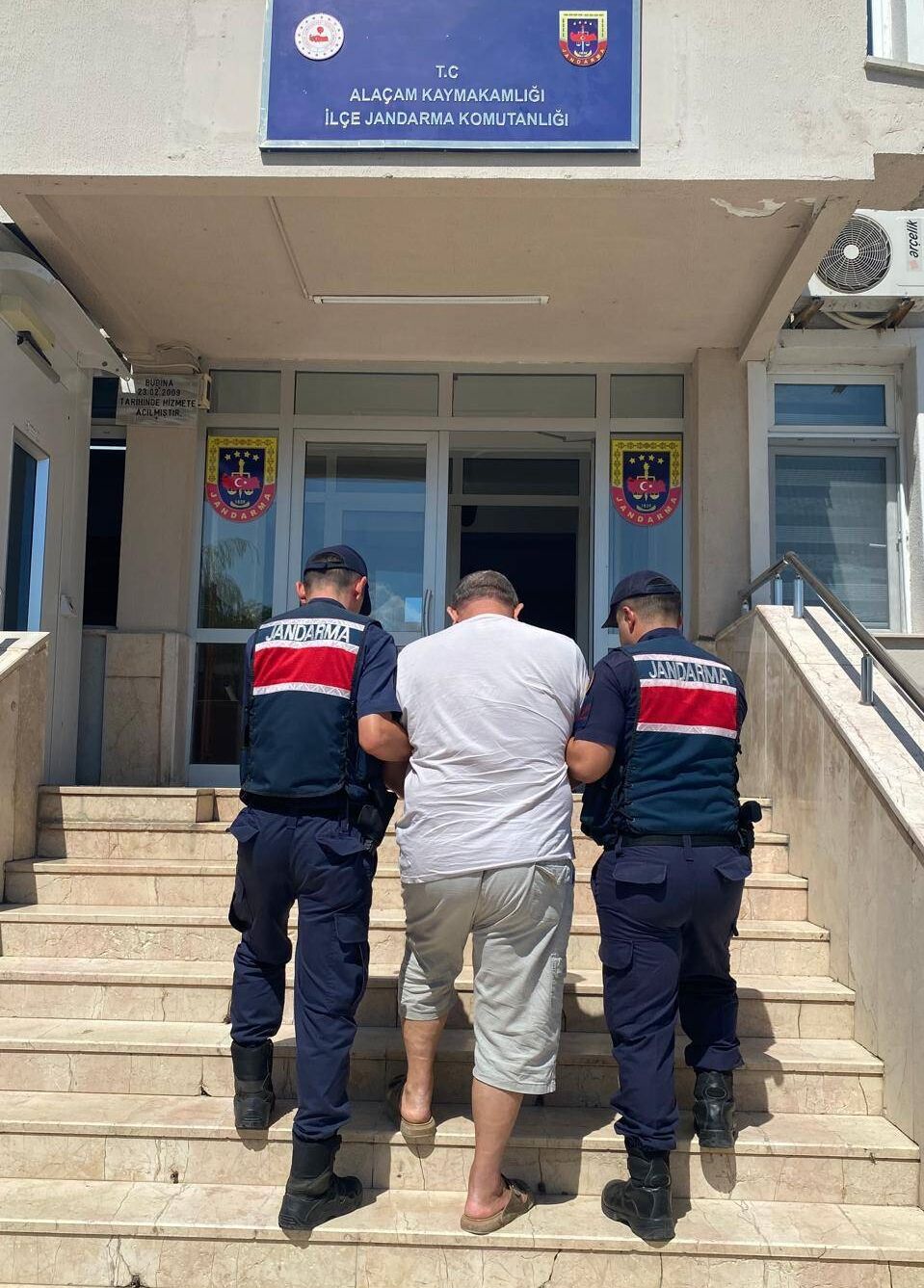 Aa 20260902 42366976 42366975 Samsunda 11 Yil 7 Ay Hapis Cezasiyla Aranan Hukumlu Yakalandi (1)
