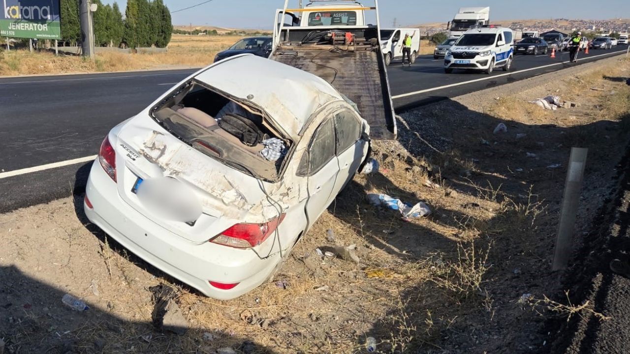 Ankara Samsun Yolunda Otomobil Takla Attı 4 Yaralı (2)