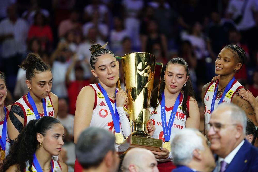 Filenin Sultanları Avrupa’nın Zirvesinde! Üst Üste İkinci Kez Şampiyon (5)
