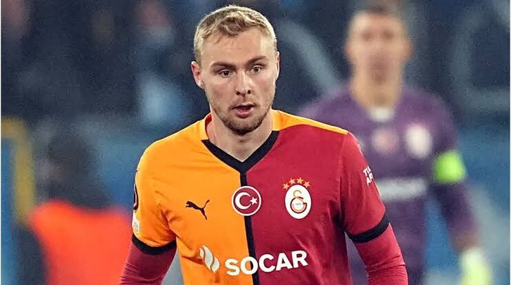 Galatasaray, Victor Nelsson Ile Yollarını Ayırdı (1)