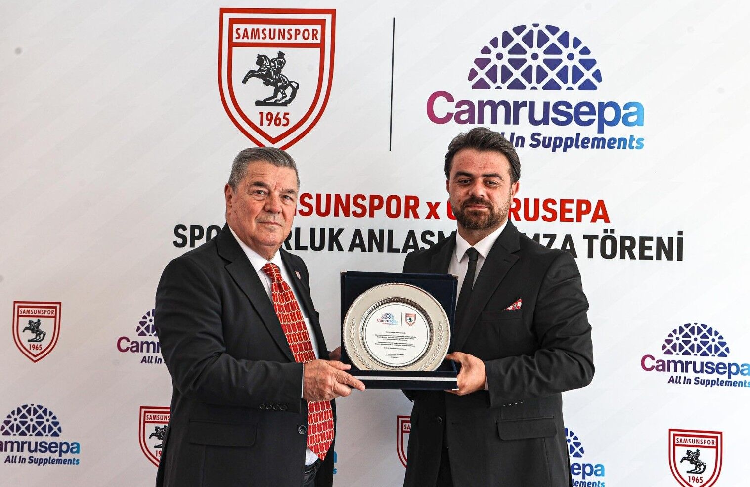 Samsunspor ile Camrusepa arasındaki sponsorluk anlaşması yenilendi-5