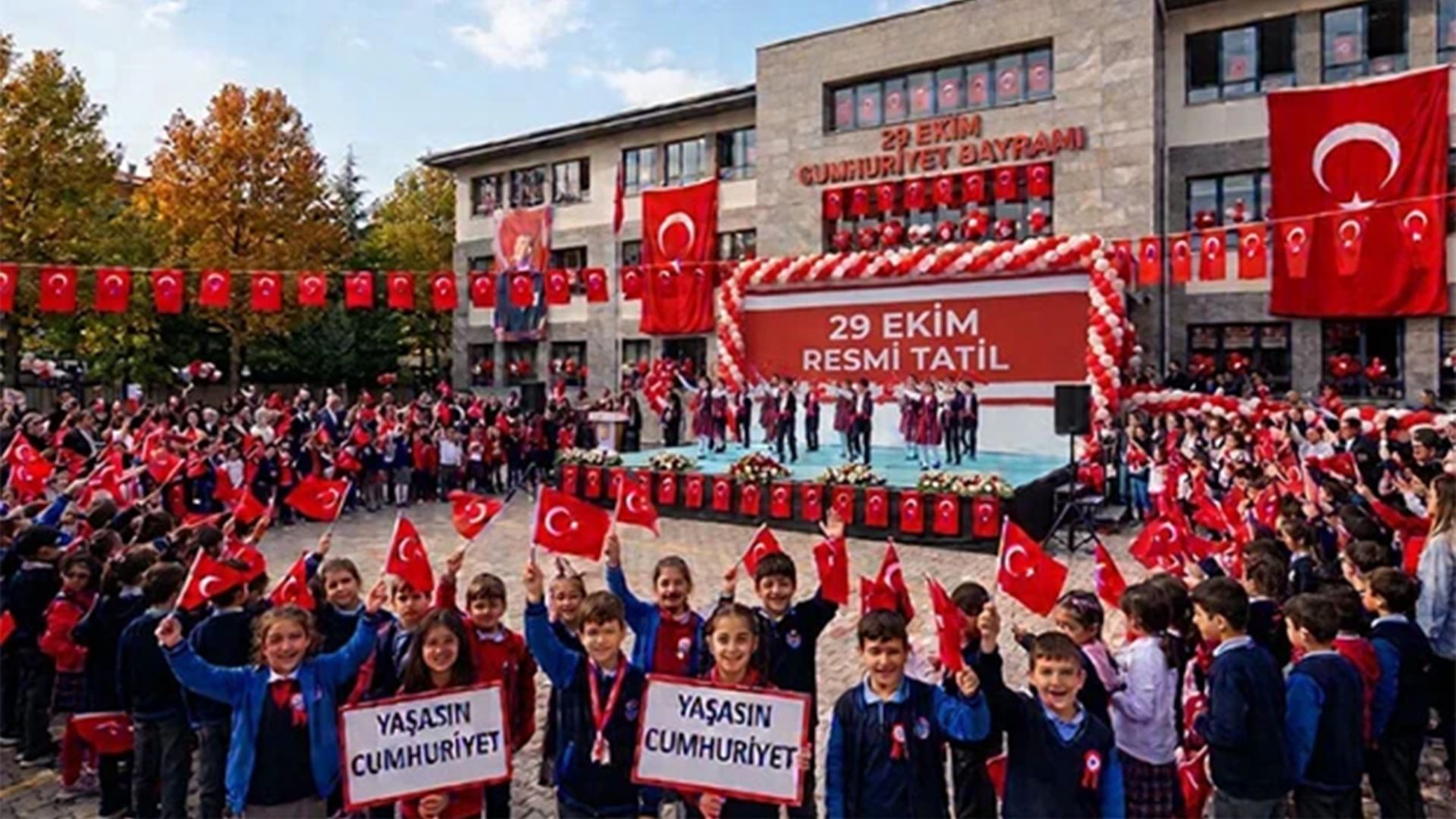 28 Ekim okullar yarım gün mü: Çarşamba günü dersler saat kaçta bitecek?
